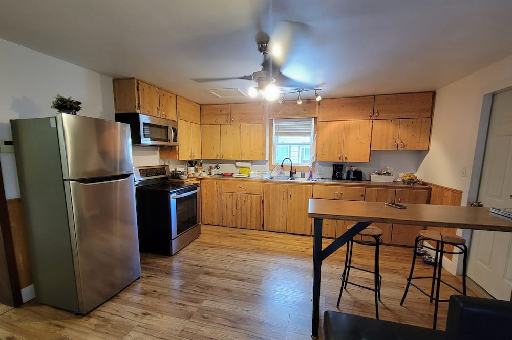 Photo of Kitchen in Deseronto