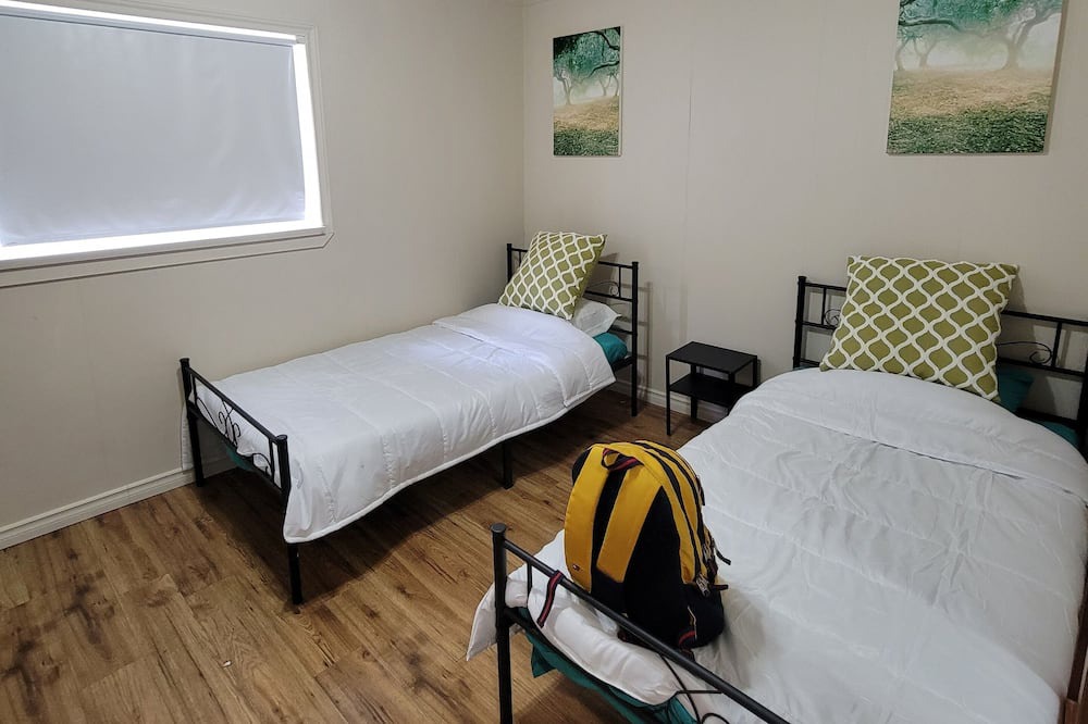 Photo of Bedroom in Deseronto