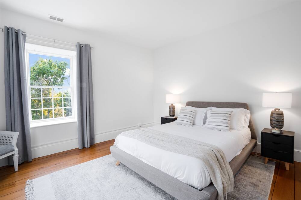 Photo of Bedroom in Guelph/Eramosa