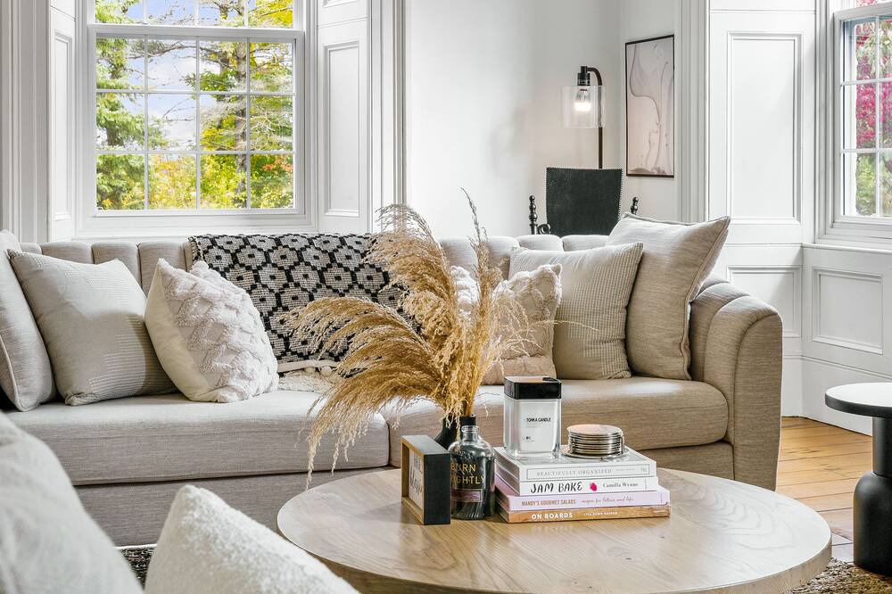 Photo of Livingroom in Guelph/Eramosa