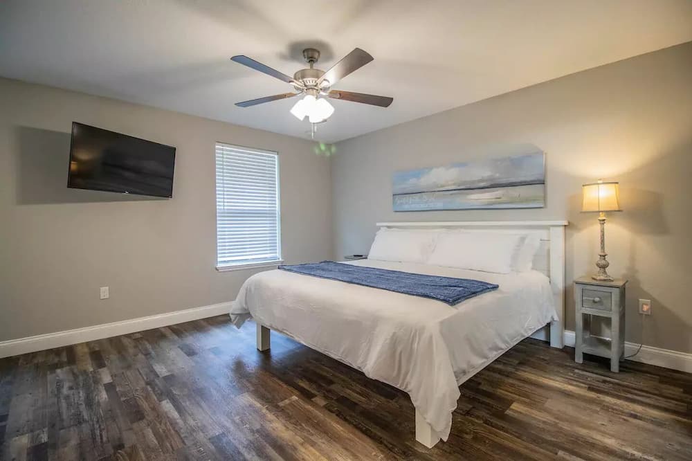 Photo of Bedroom in Bartow
