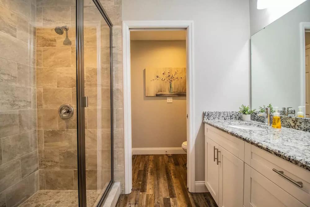 Photo of Bathroom in Bartow