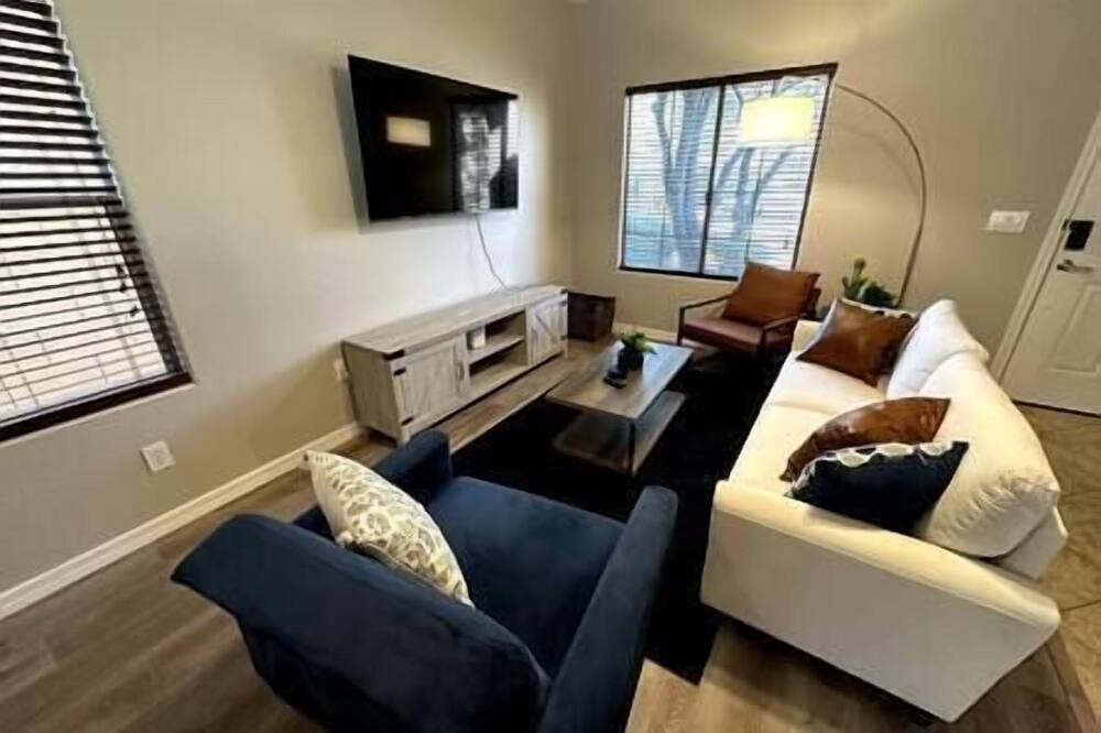Photo of Livingroom in Norterra