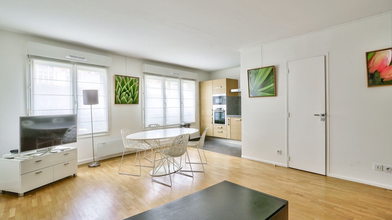 Photo of Livingroom in Suresnes
