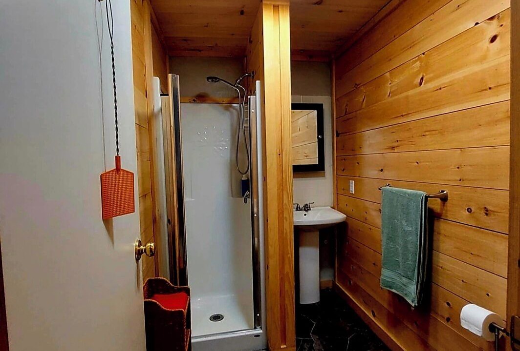 Photo of Bathroom in Port Burwell