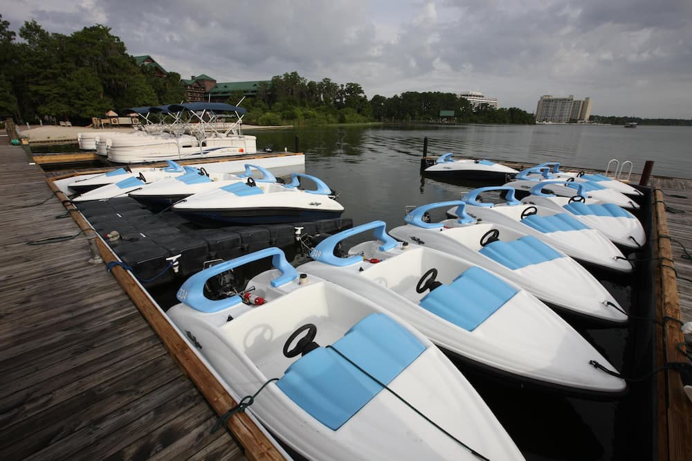 Photo of Others in Bay Lake