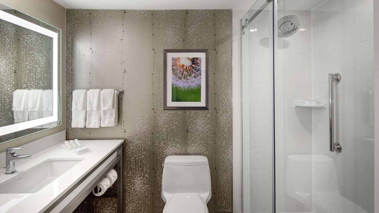 Photo of Bathroom in Clearview