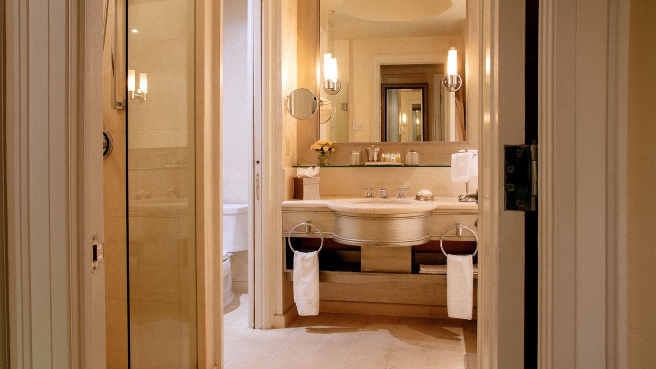 Photo of Bathroom in Bloor-Yorkville