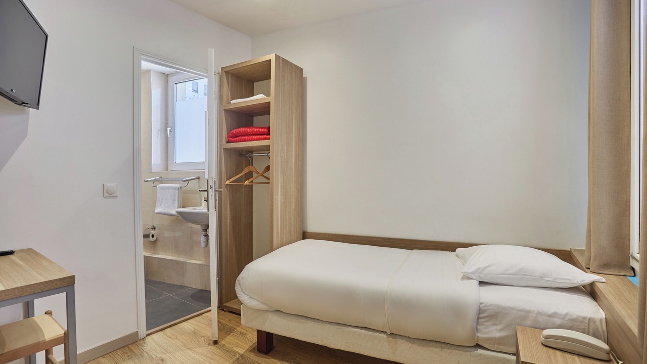 Photo of Bedroom in Quartier de la Chapelle