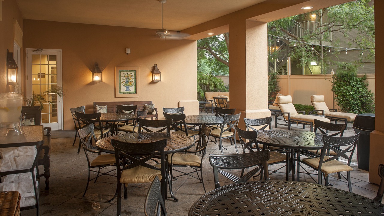 Photo of Patio Balcony in Touro