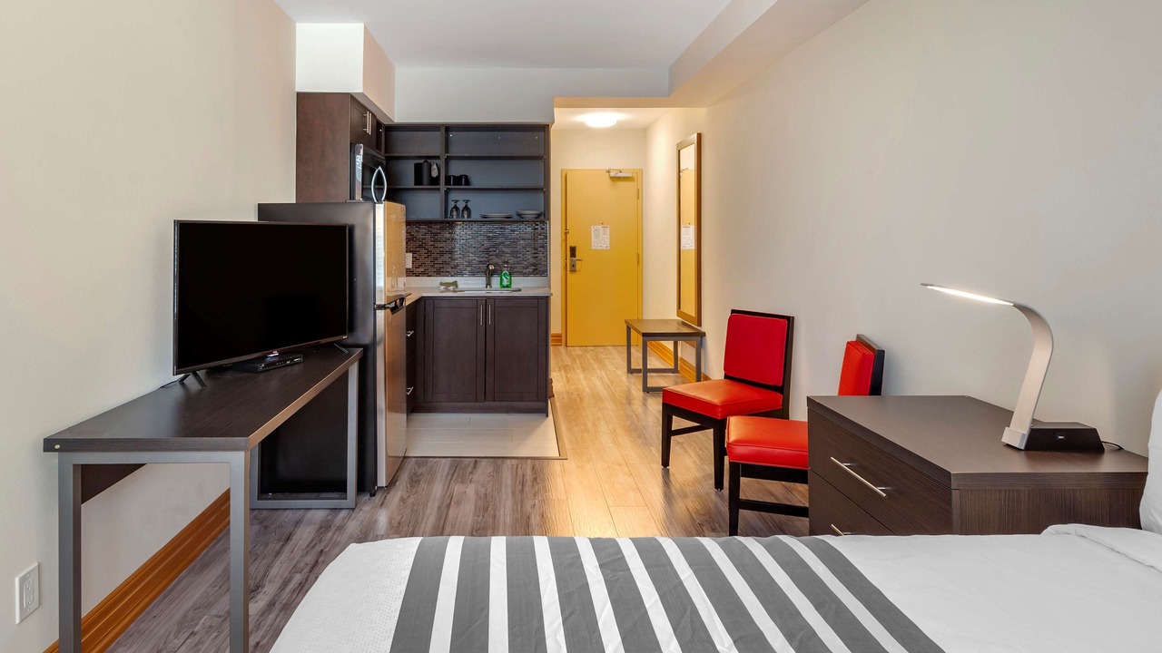 Photo of Bedroom in Kincardine