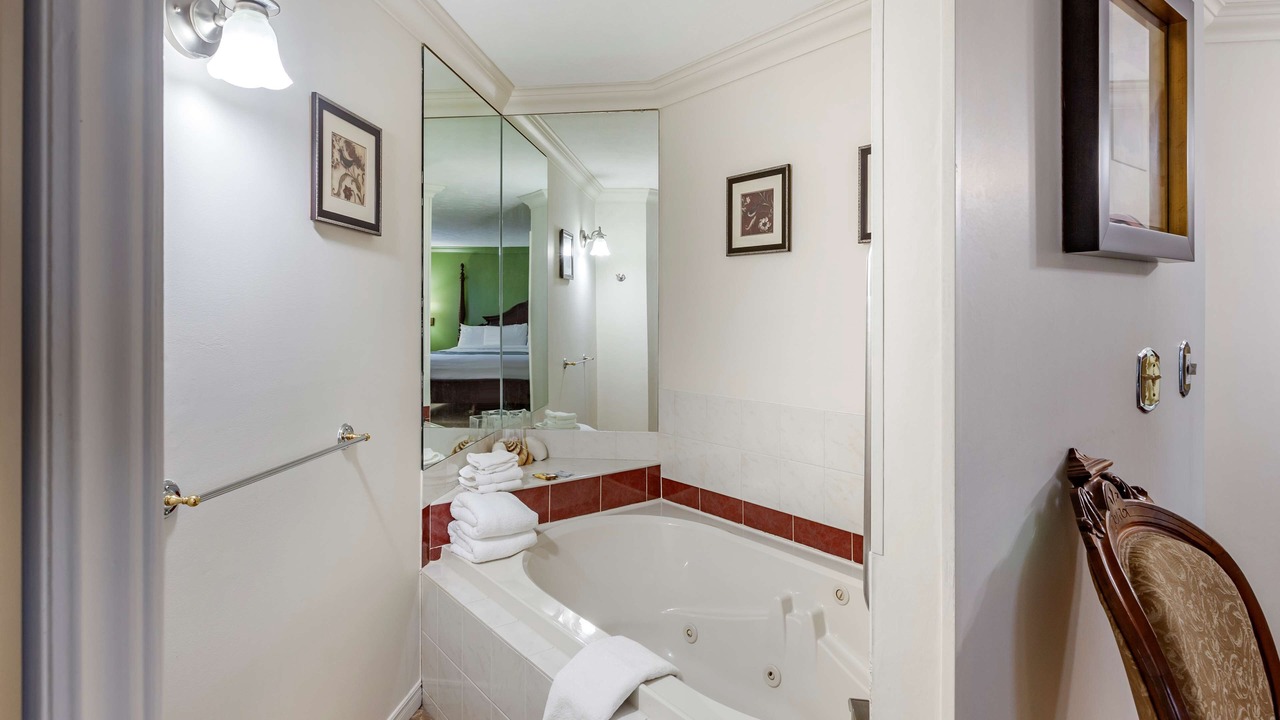 Photo of Bedroom in Kincardine