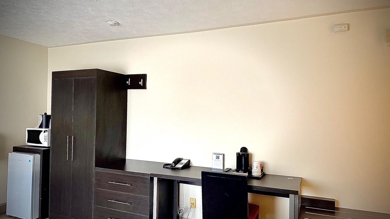 Photo of Bedroom in Kincardine