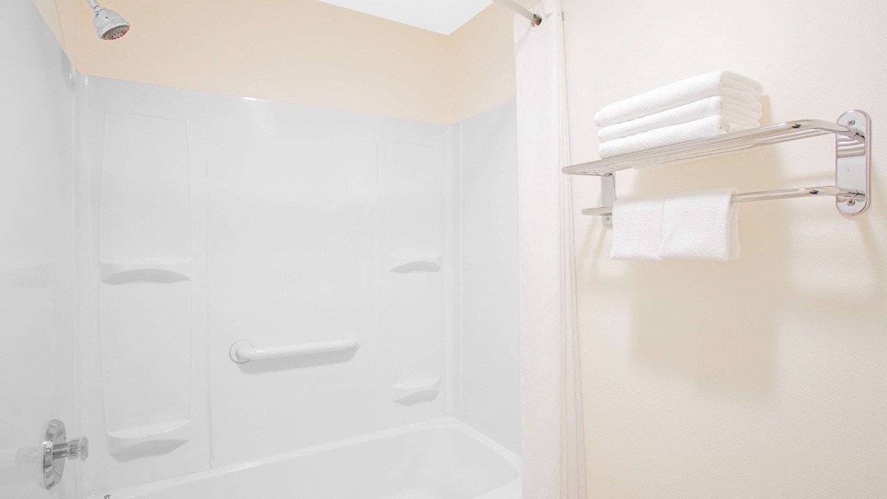 Photo of Bathroom in Page