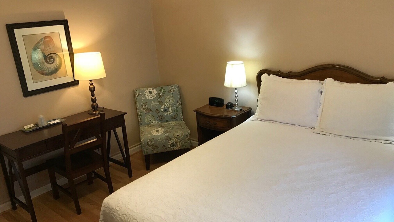Photo of Bedroom in Downtown St. Petersburg