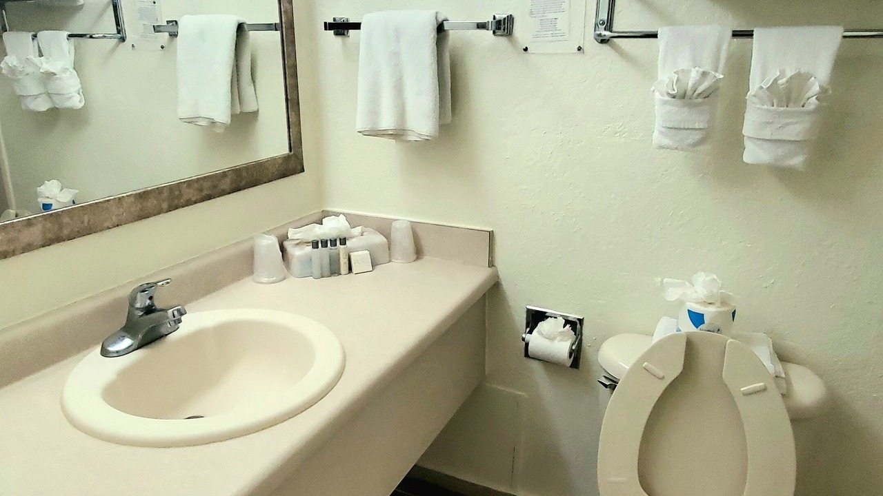 Photo of Bathroom in Florida Center