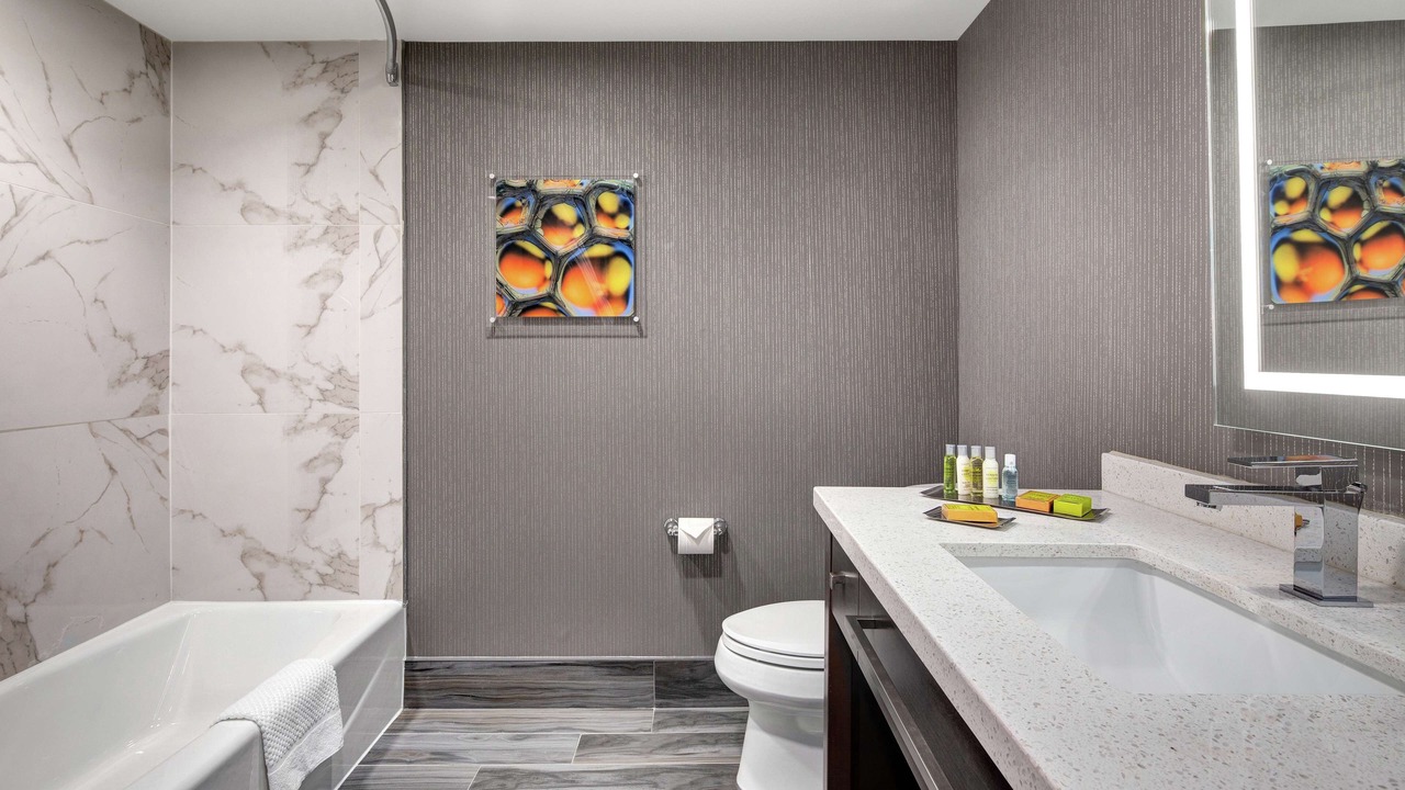 Photo of Bathroom in Northeast Mississauga