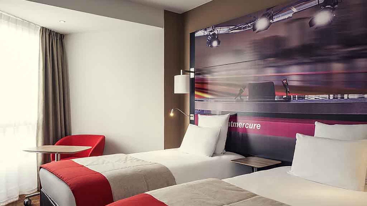 Photo of Bedroom in Republique–Point-du-Jour