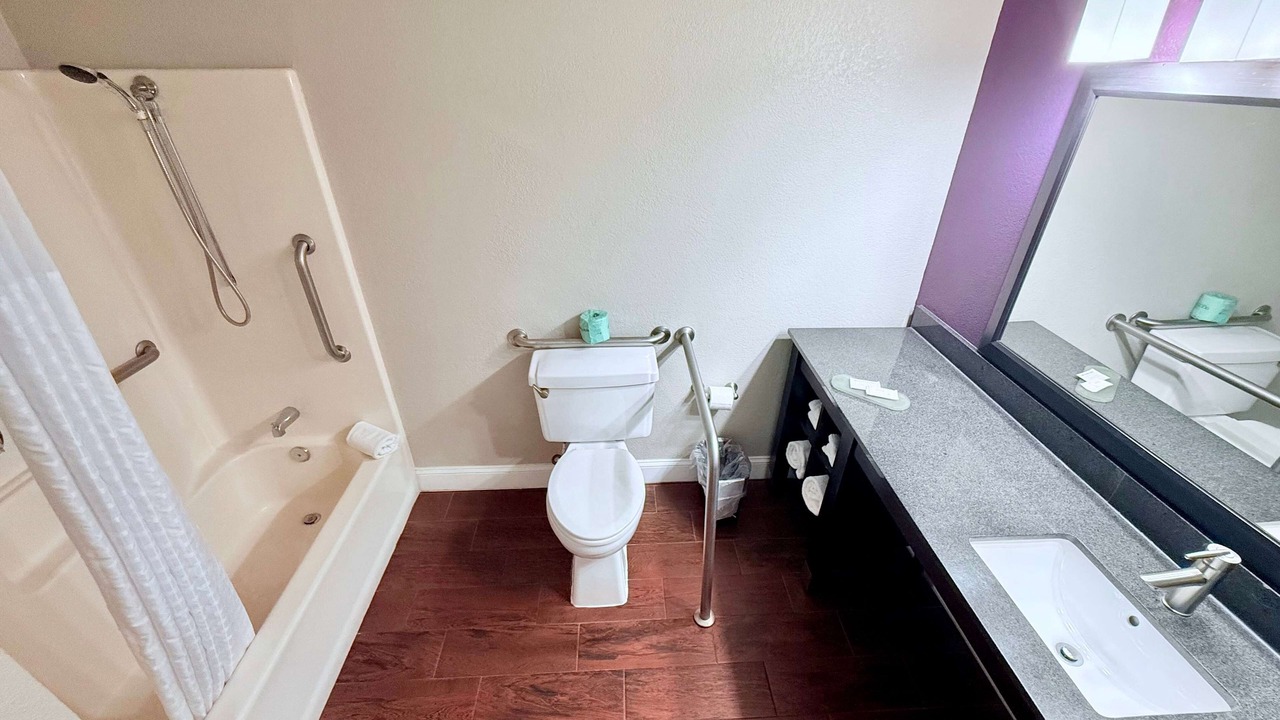Photo of Bathroom in Florida Center