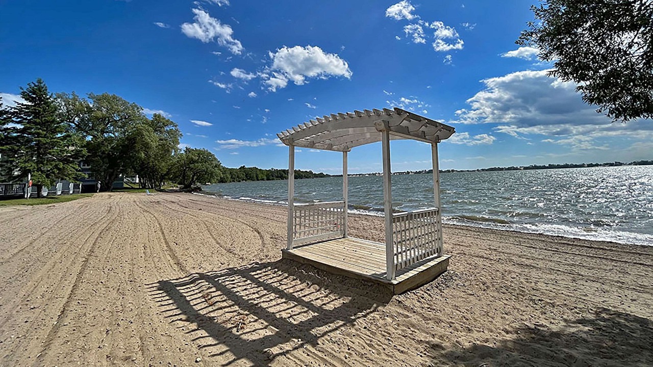 Photo of Others in West Lake