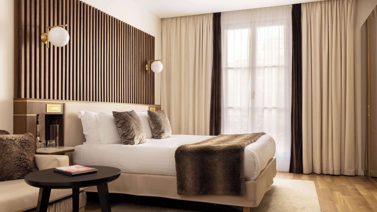 Photo of Bedroom in Faubourg-du-Roule