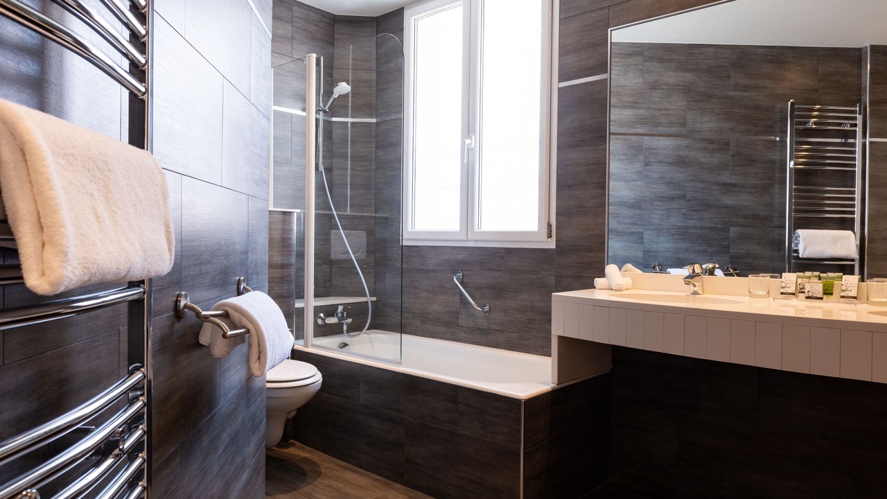 Photo of Bathroom in Faubourg-du-Roule