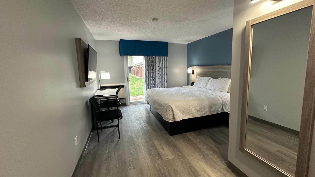 Photo of Bedroom in Bracebridge