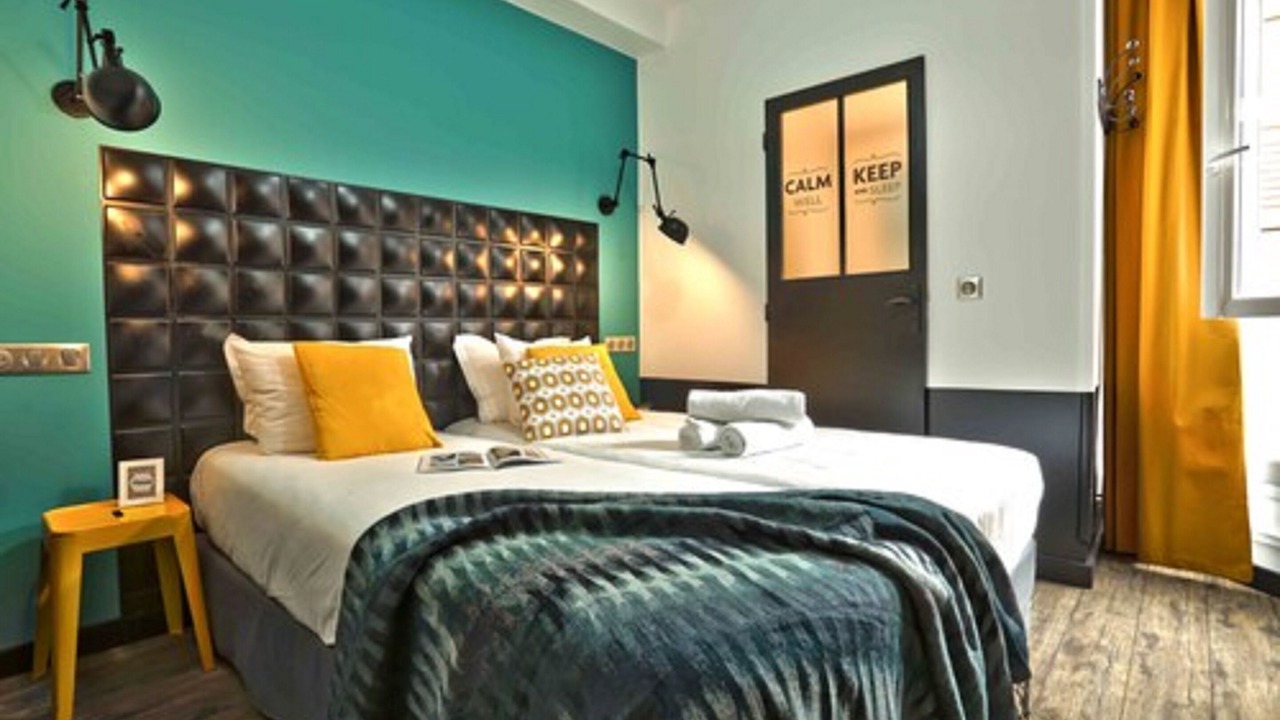 Photo of Bedroom in Saint-Lambert