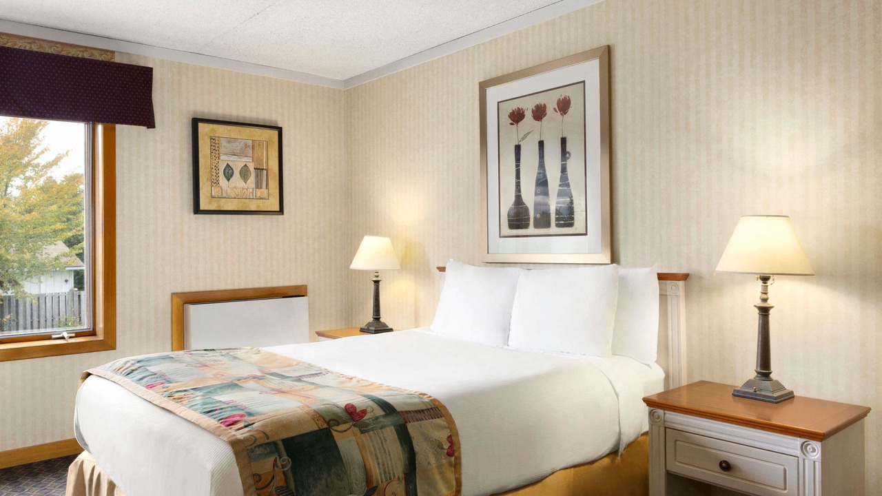 Photo of Bedroom in Owen Sound