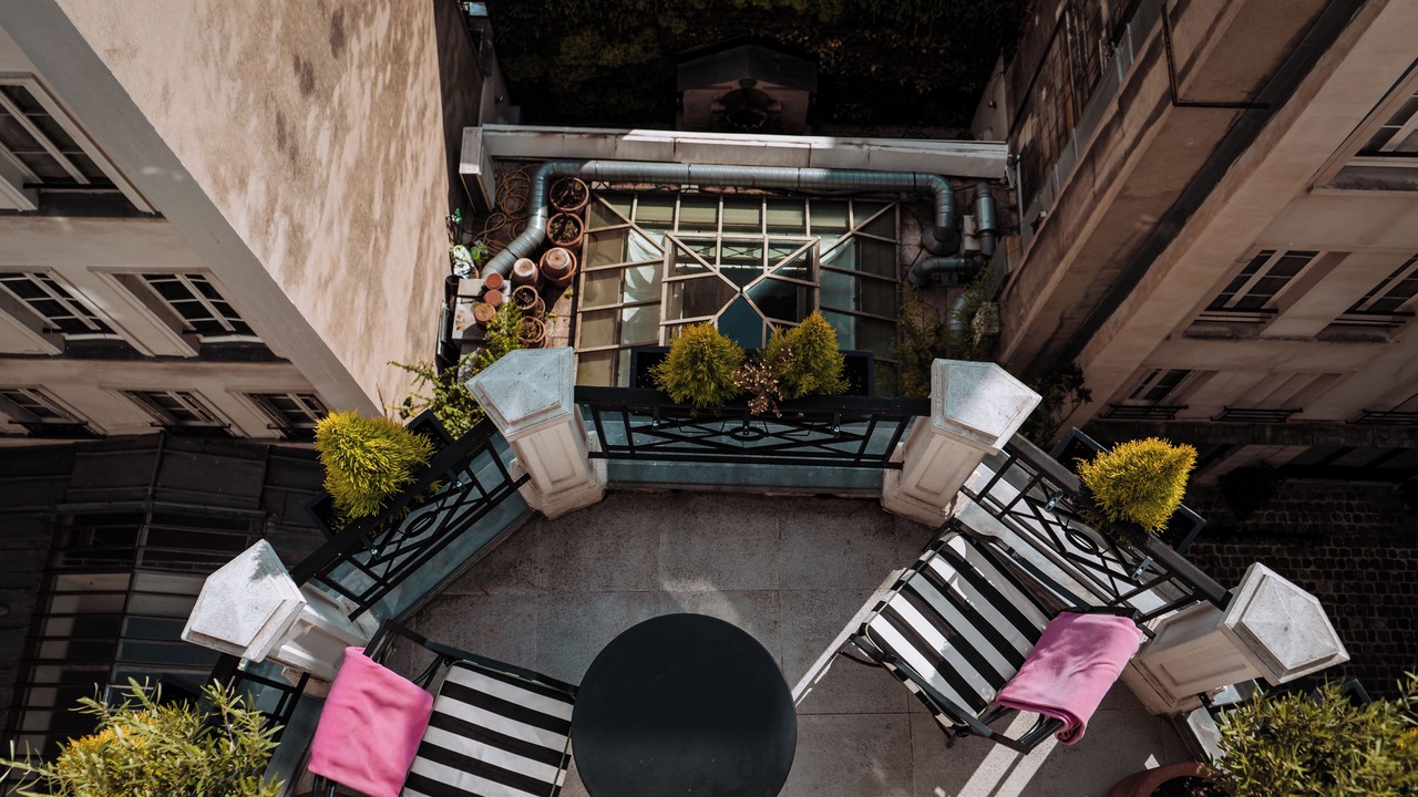 Photo of Others in Saint-Germain-des-Pres