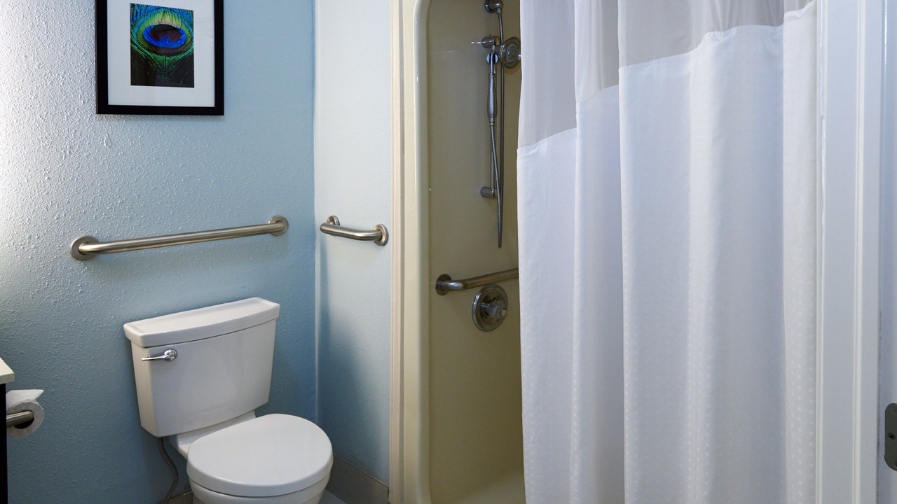 Photo of Bathroom in Pelham