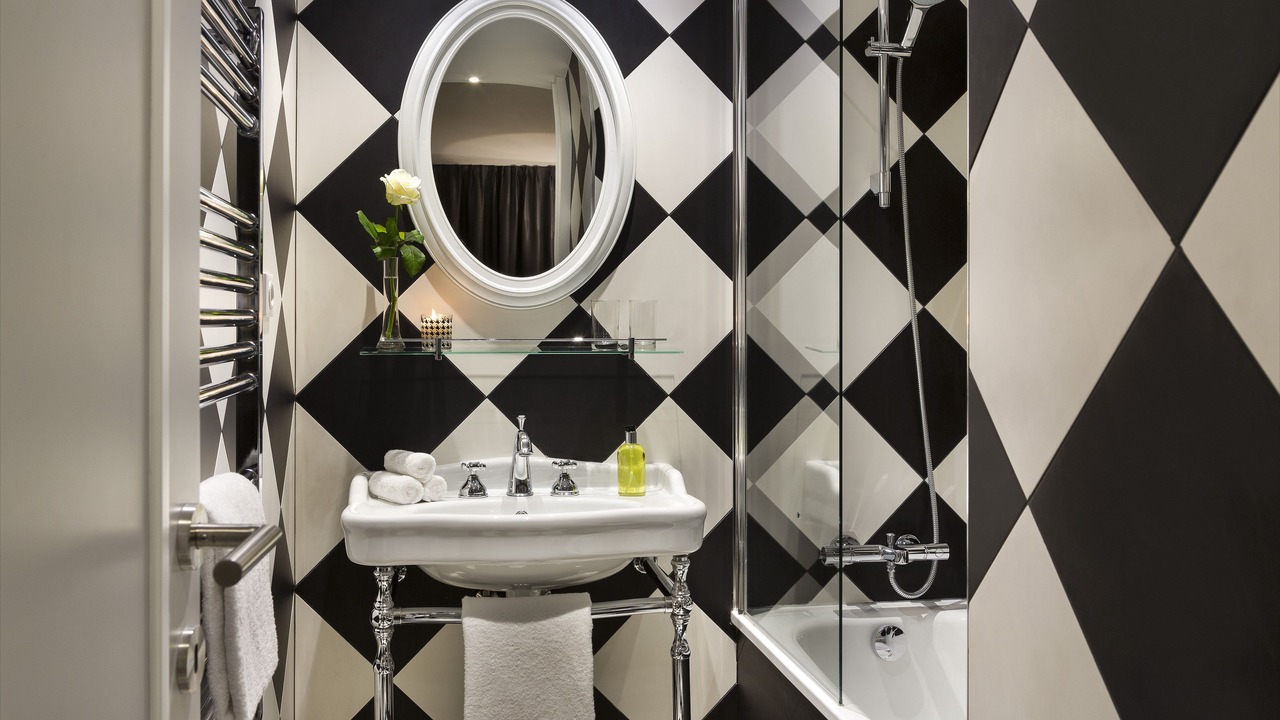 Photo of Bathroom in Vivienne