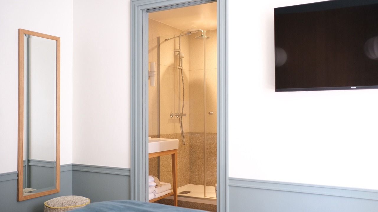 Photo of Bathroom in Quartier de la Plaine-de-Monceaux