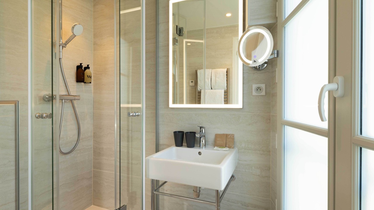 Photo of Bathroom in Val-de-Grace