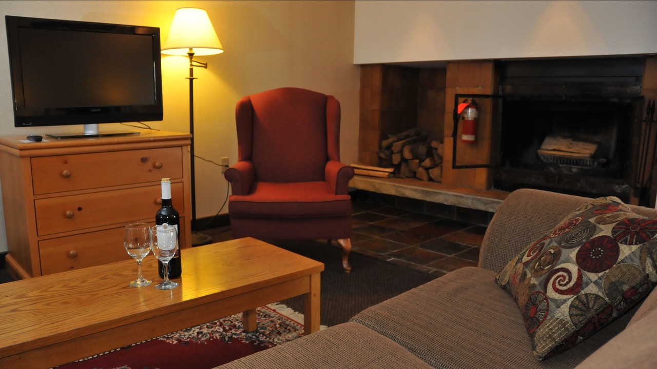 Photo of Livingroom in North Bay