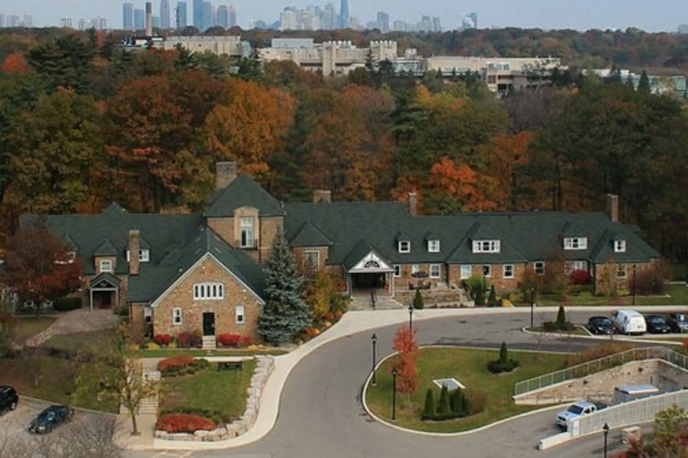 Photo of Outdoor in Erin Mills