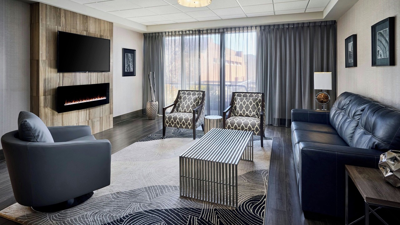 Photo of Livingroom in Central Hamilton