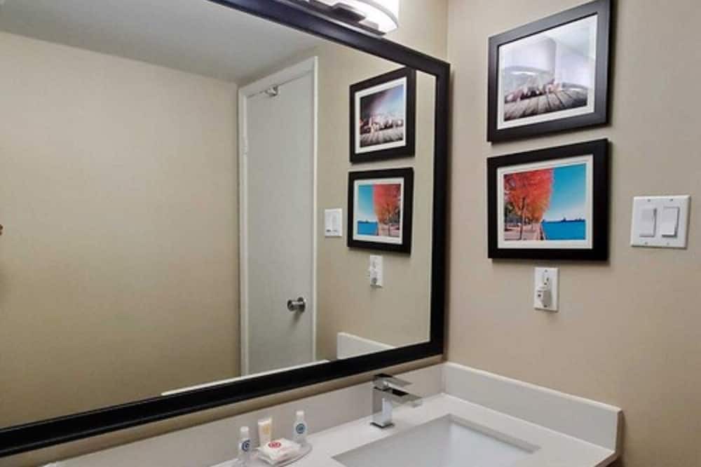 Photo of Bathroom in Black Creek