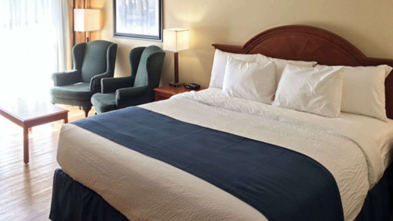 Photo of Bedroom in Owen Sound