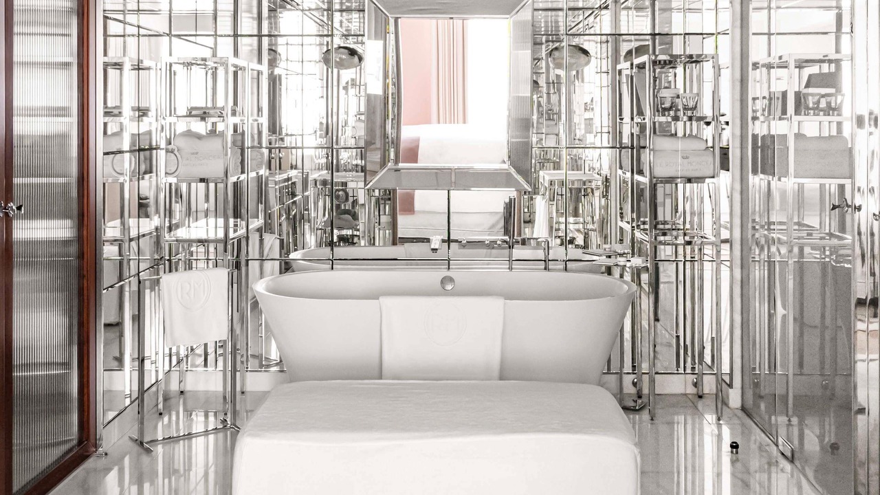 Photo of Bedroom in Faubourg-du-Roule