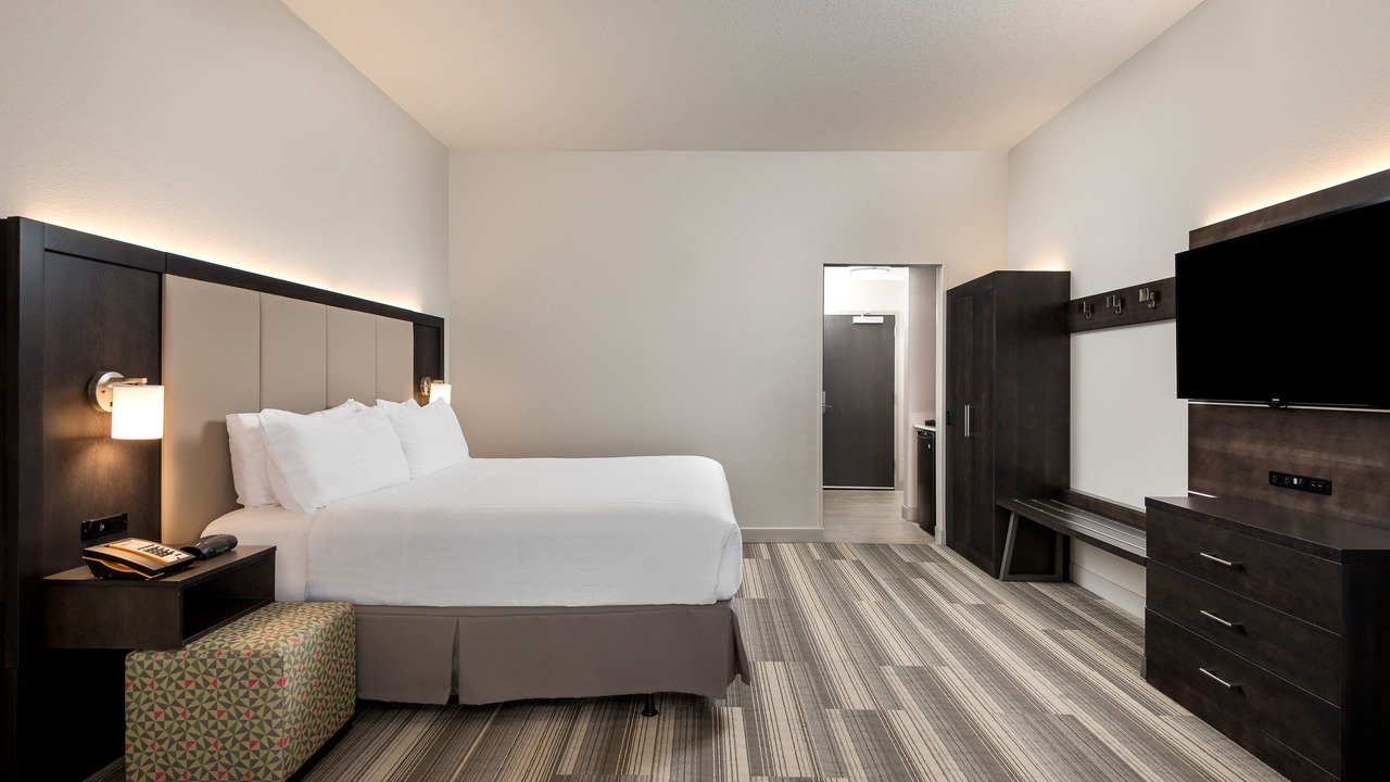 Photo of Bedroom in Lakeland