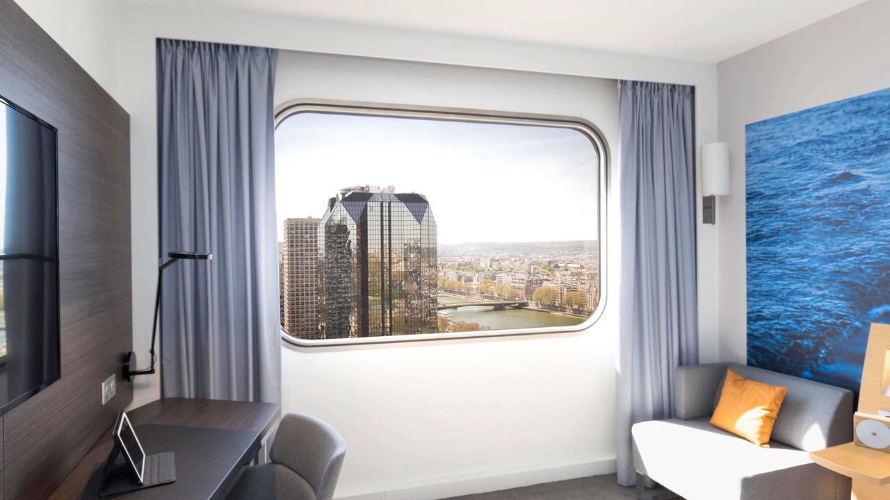 Photo of Bedroom in Grenelle