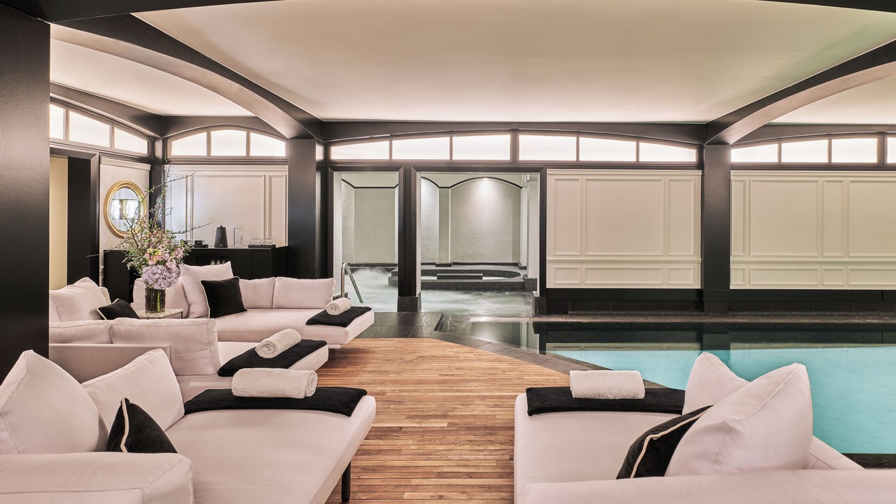 Photo of Bedroom in Champs-Elysees