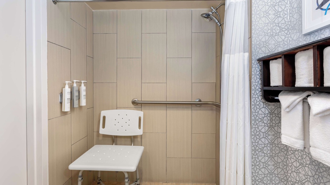 Photo of Bathroom in Airport North