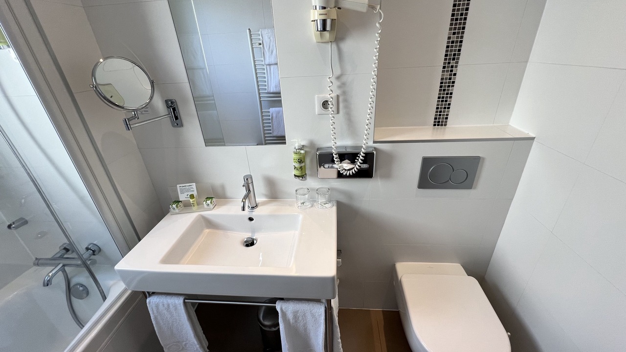 Photo of Bathroom in Auteuil