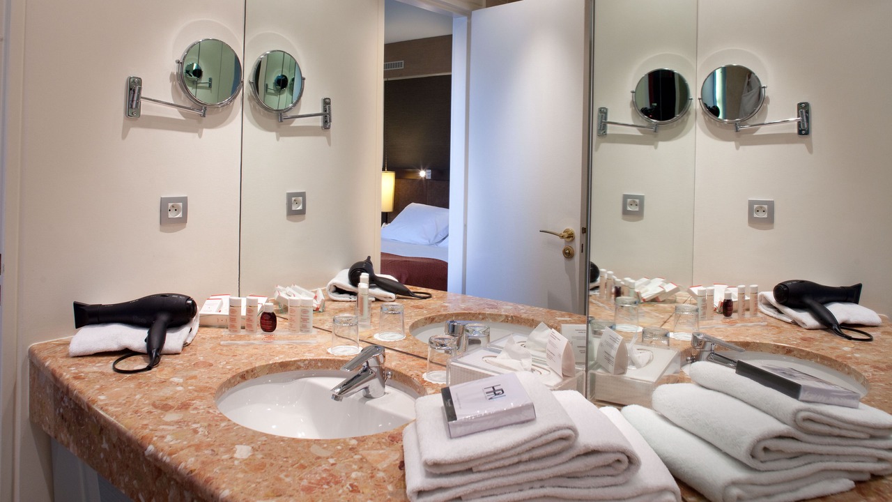 Photo of Bathroom in Neuilly-sur-Seine