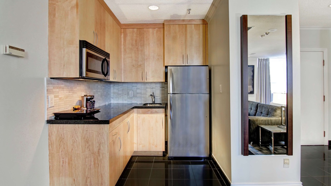 Photo of Bedroom in Bay Street Corridor