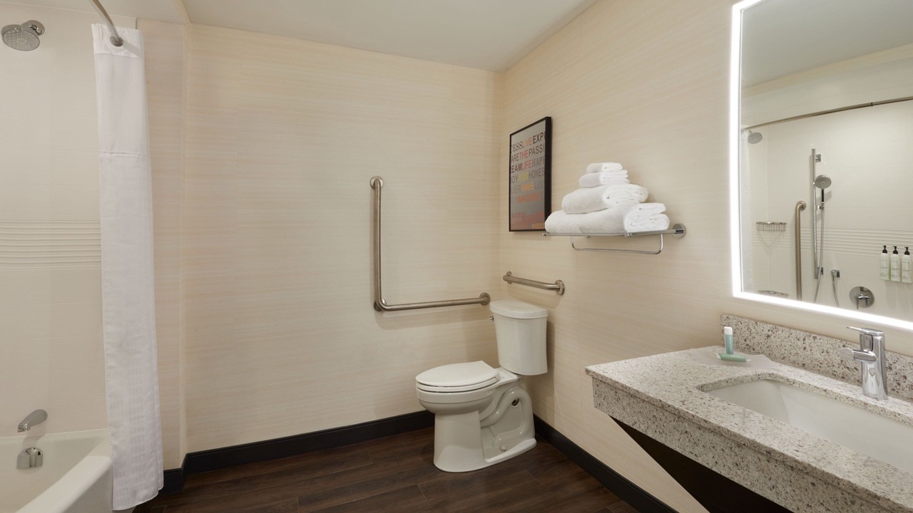 Photo of Bathroom in Oakville