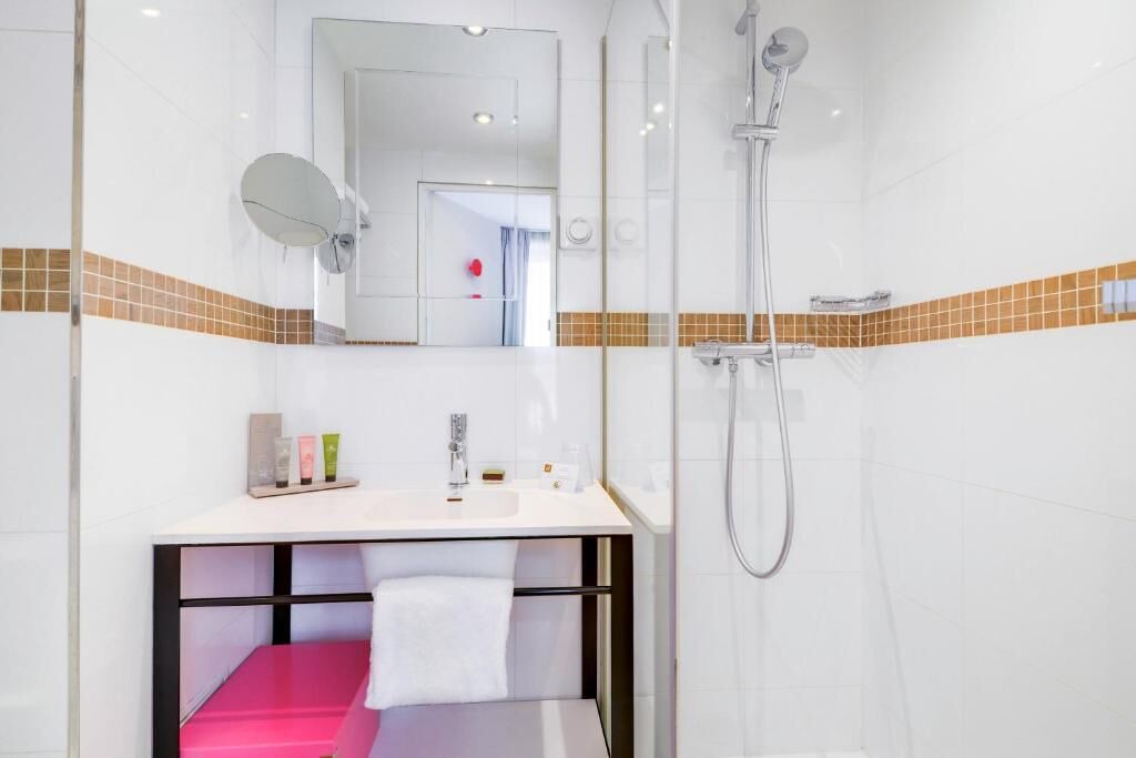 Photo of Bathroom in L'Europe