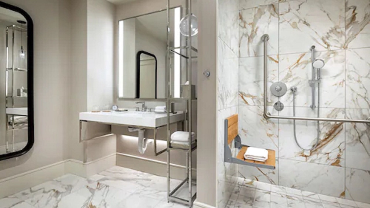Photo of Bathroom in Bloor-Yorkville